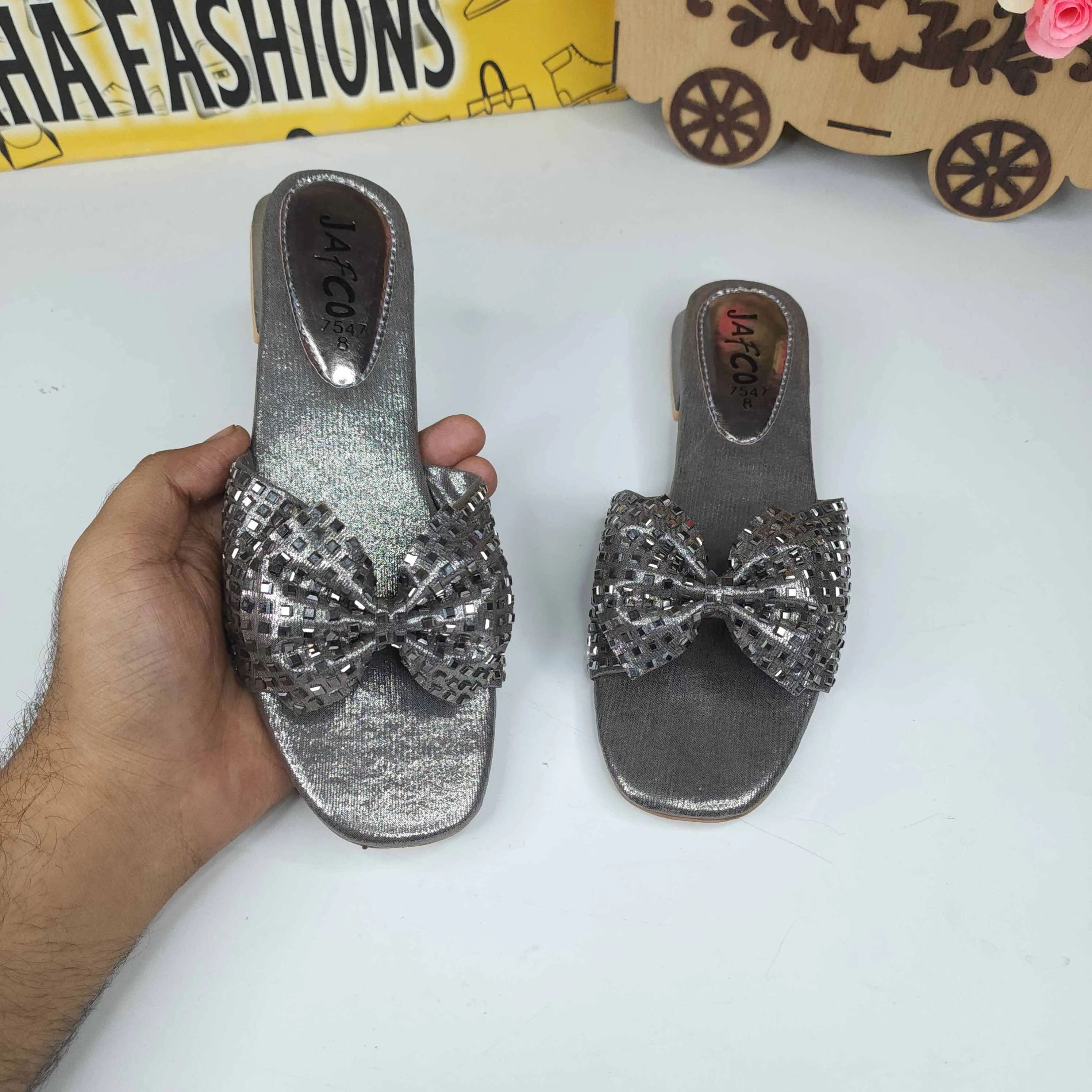 Grey Bow Slippers in Short Heel