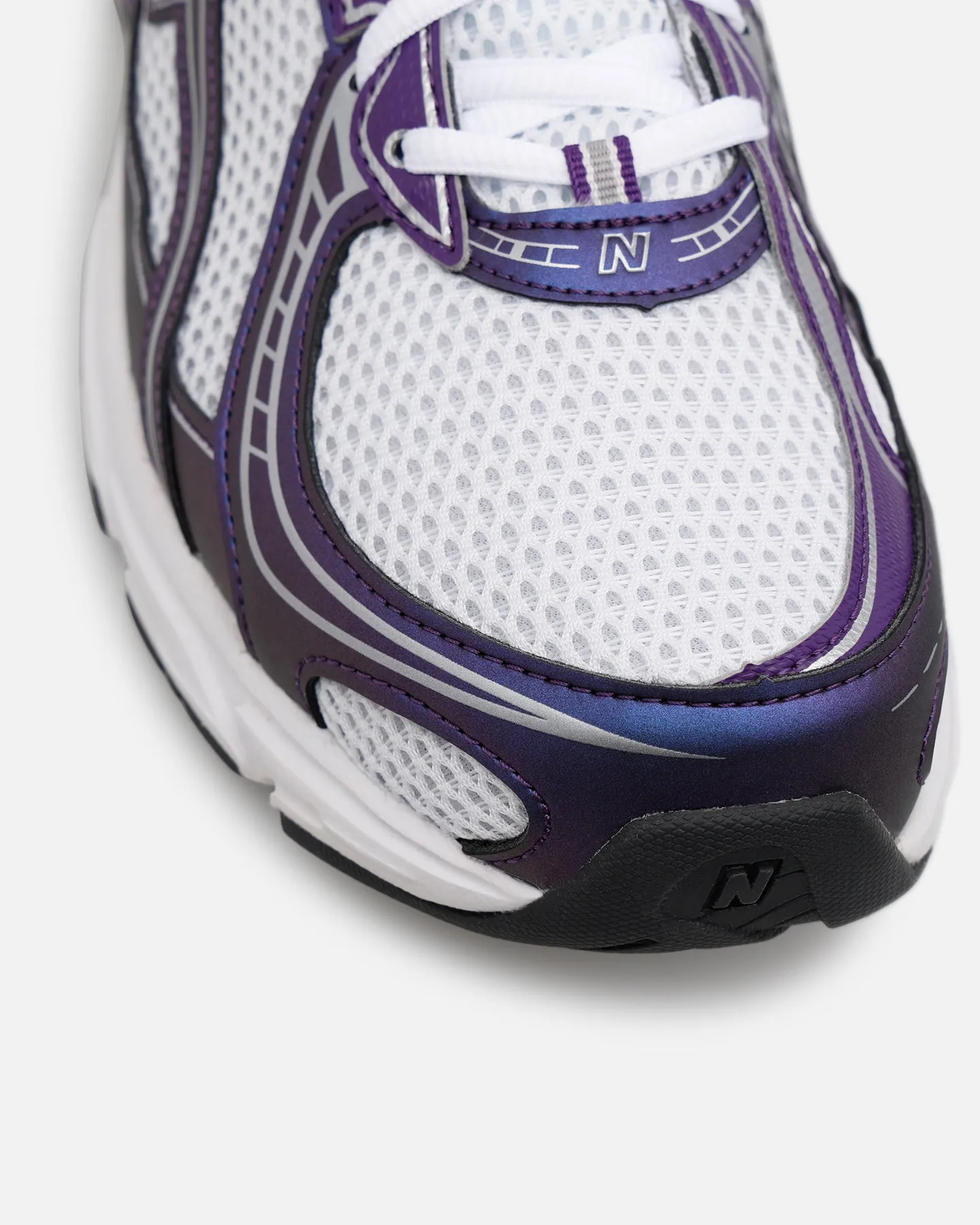 New Balance 740 Purple
